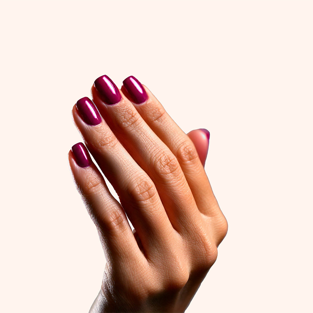 vernis semi-permanent Pink Alert rose néon éclatant