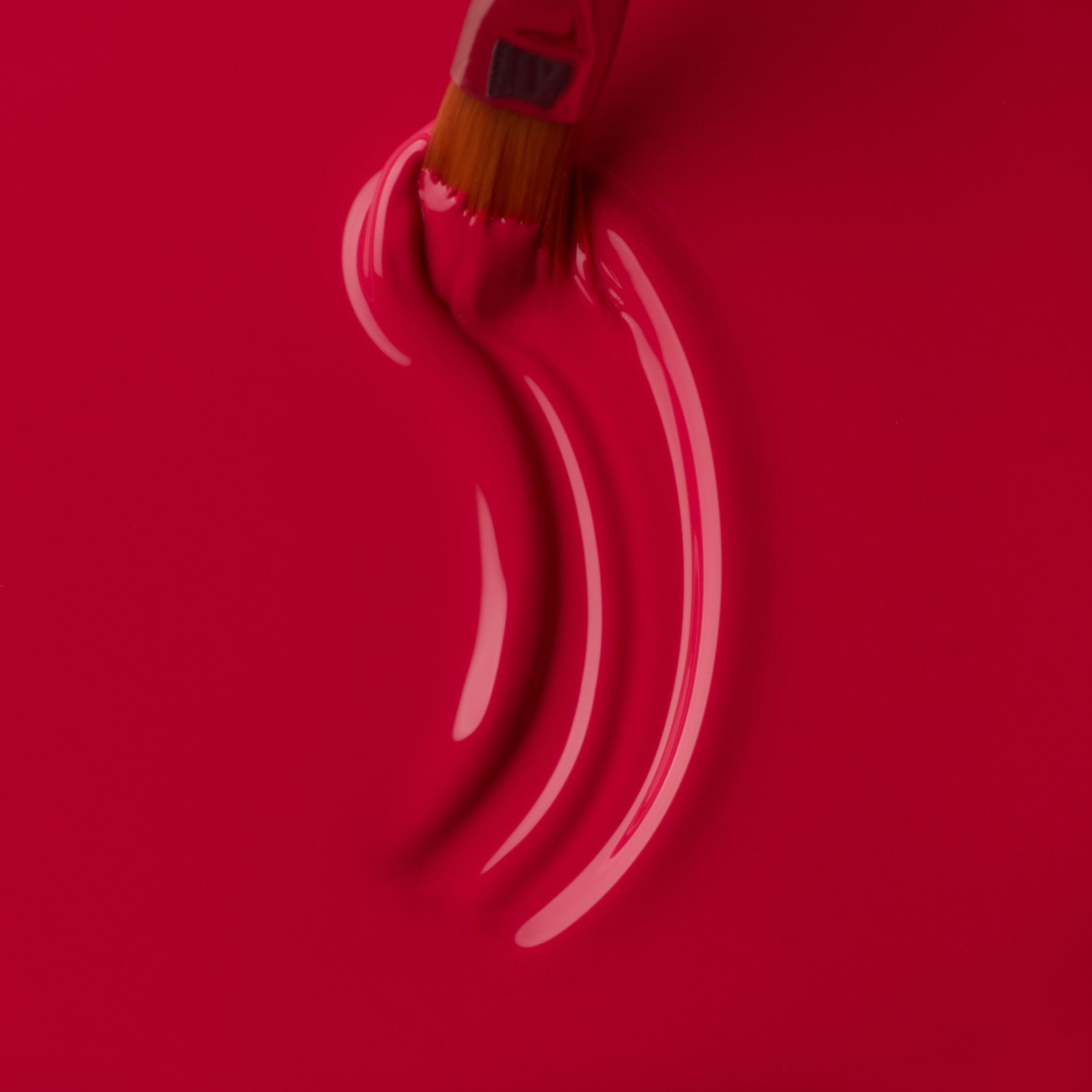 Gel ongles couleur framboise