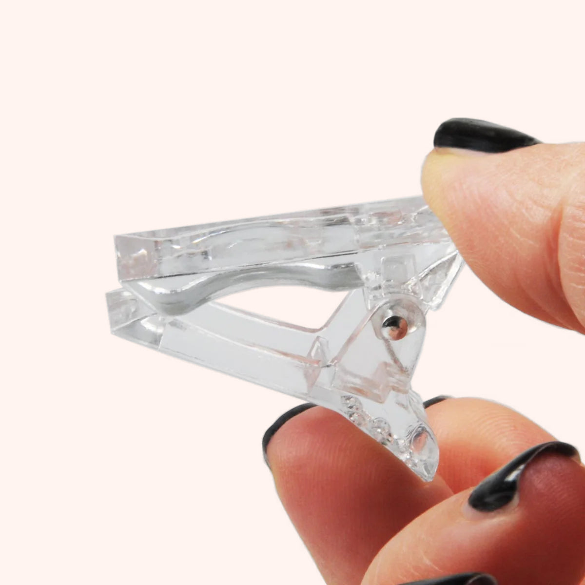 Pince transparente