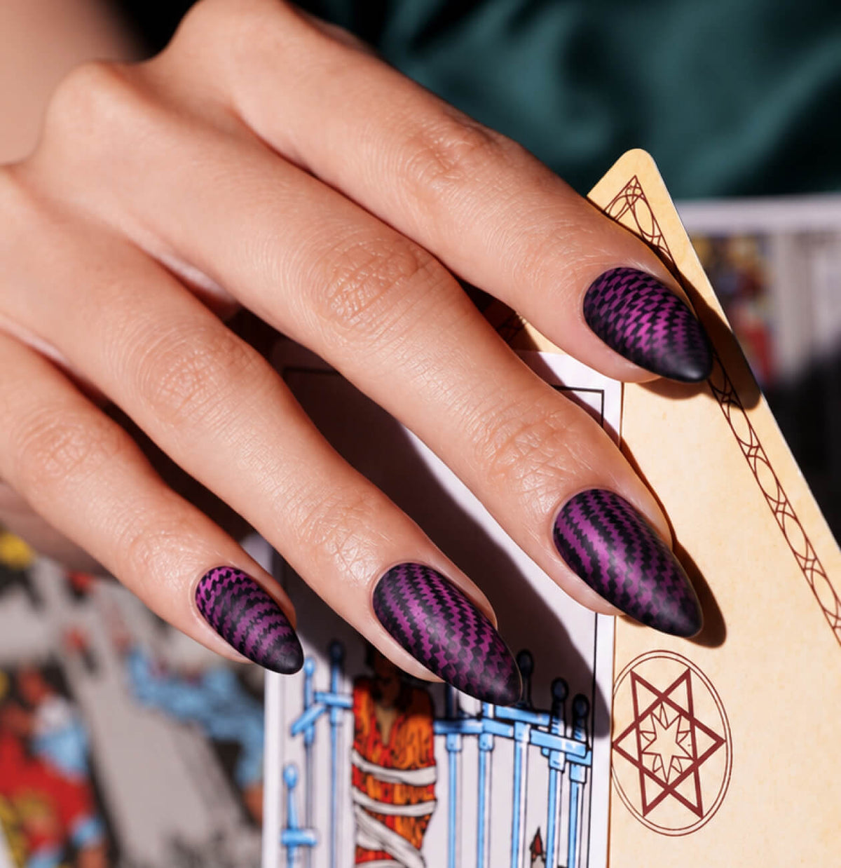 Ongles Halloween 2026 : Top 5 des plus beaux Nail Art et Tutos