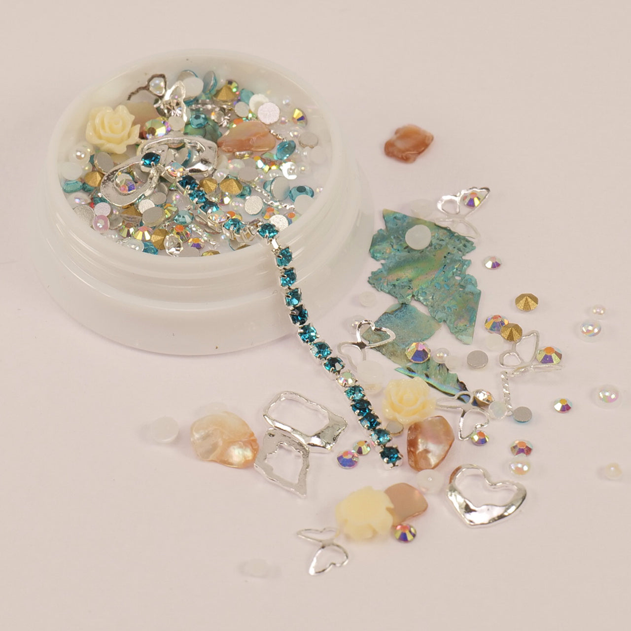 Nail Art Mix Perles, strass, bijoux argentés