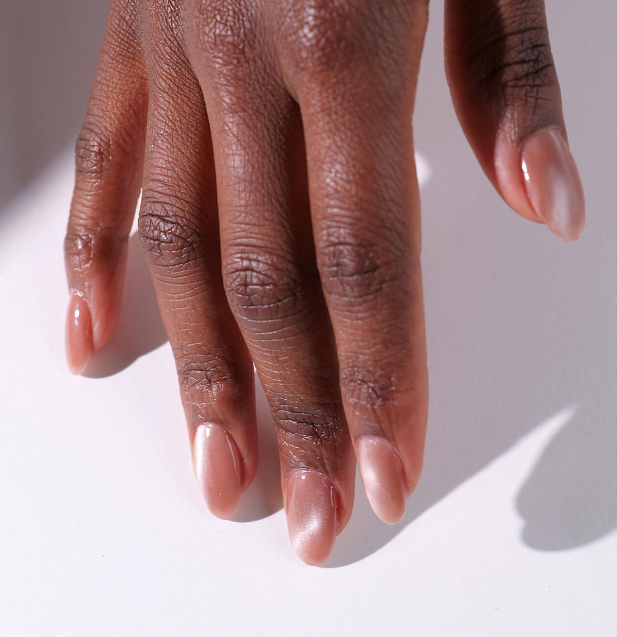 Ongles Cat Eye Automne : Les Manucures Tendances 2026